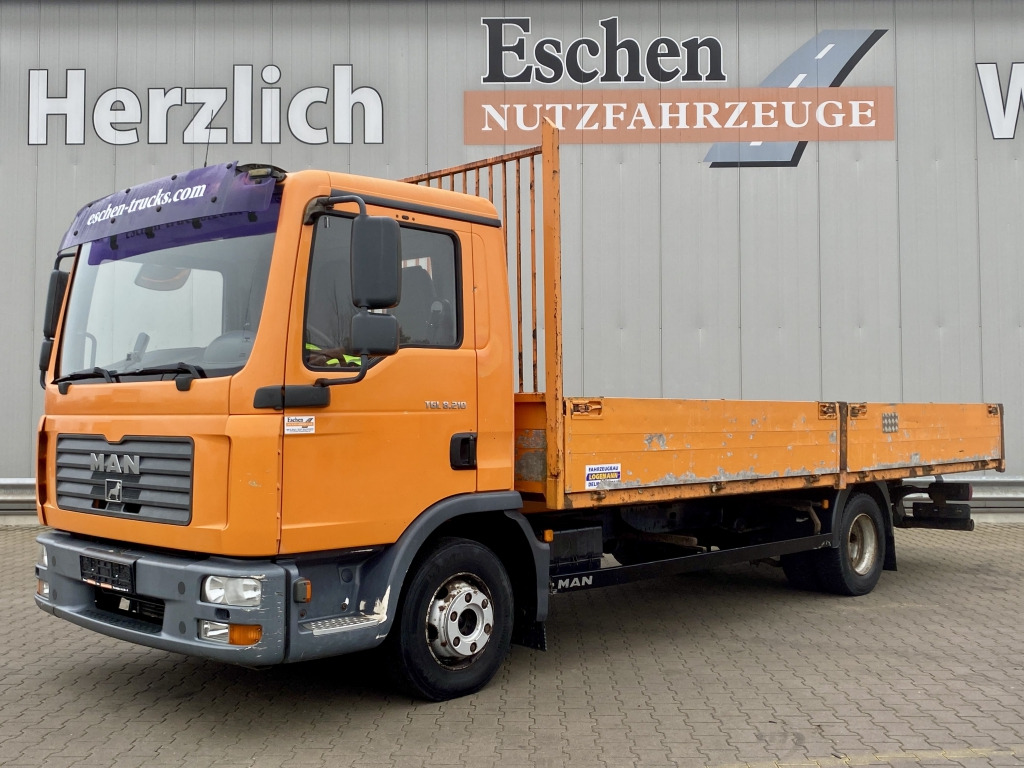 MAN TGL 8.210 4x2 BL - Dropside/ Flatbed truck: picture 1 MAN TGL 8.210 4x2 BL - Dropside/ Flatbed truck: picture 1