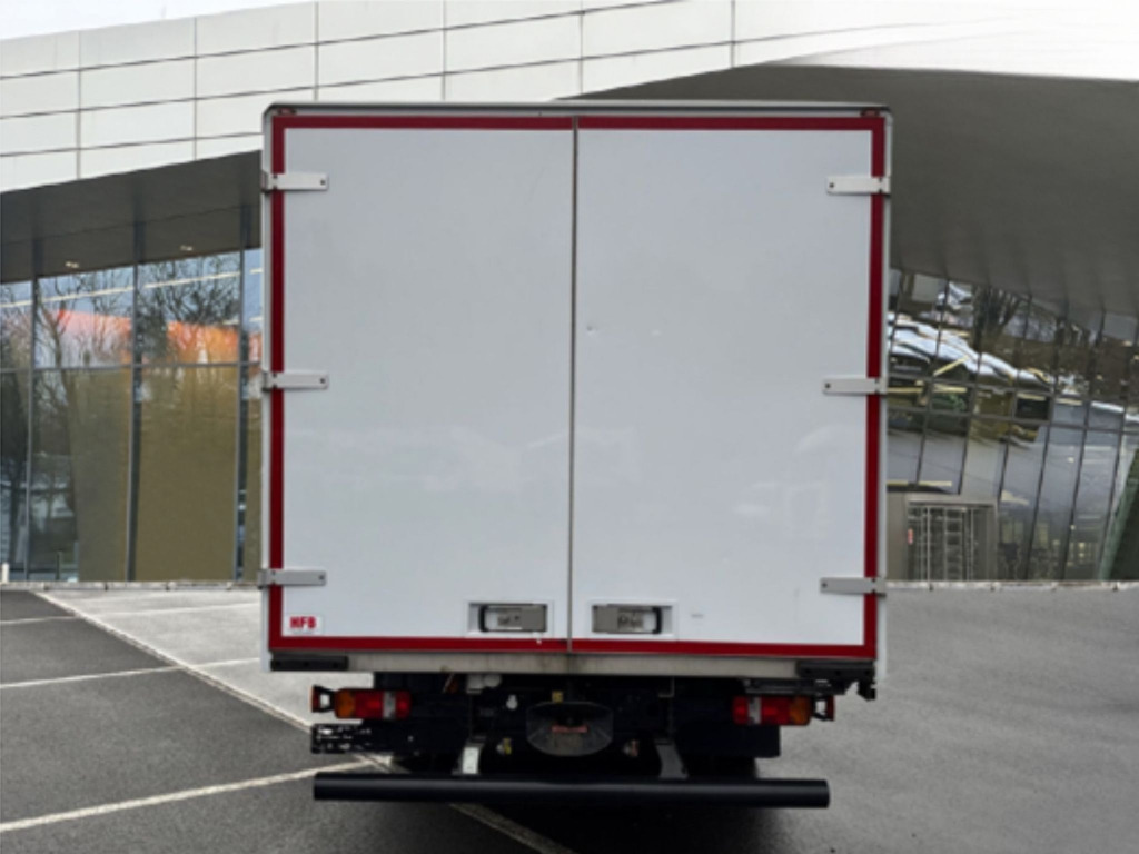 MAN TGL 8.220 4x2 BL - Box truck: picture 4 MAN TGL 8.220 4x2 BL - Box truck: picture 4