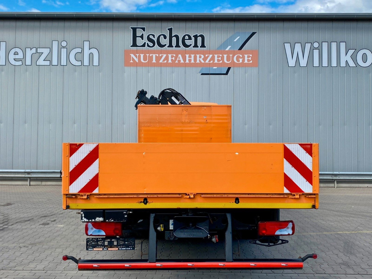 MAN TGM 15.290 DOKA|Atlas AK 75,2*Funk*4x Sitze*Navi - Dropside/ Flatbed truck, Crane truck: picture 5 MAN TGM 15.290 DOKA|Atlas AK 75,2*Funk*4x Sitze*Navi - Dropside/ Flatbed truck, Crane truck: picture 5