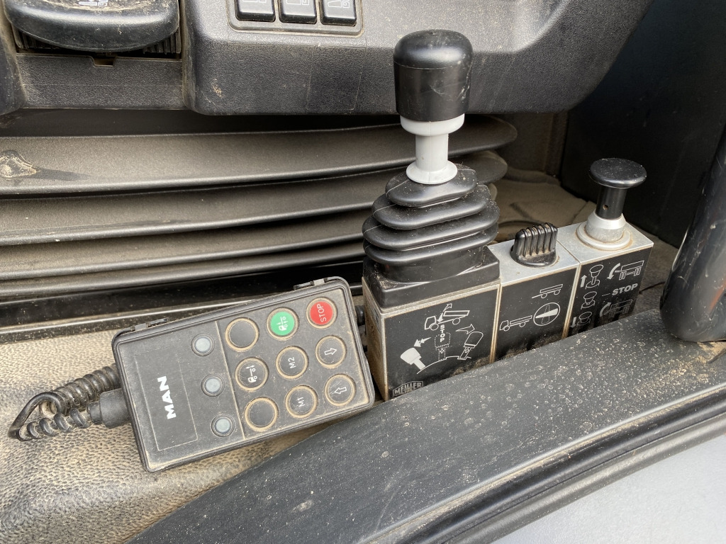 MAN TGS 26.460 6x6 H BL - Tipper: picture 4 MAN TGS 26.460 6x6 H BL - Tipper: picture 4