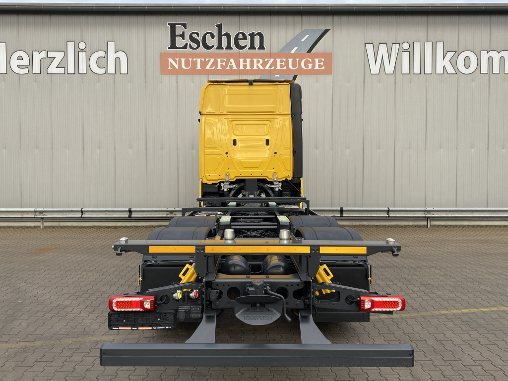 Mercedes-Benz 2542 L 6x2 Actros Giga-Space - Container transporter/ Swap body truck: picture 4 Mercedes-Benz 2542 L 6x2 Actros Giga-Space - Container transporter/ Swap body truck: picture 4