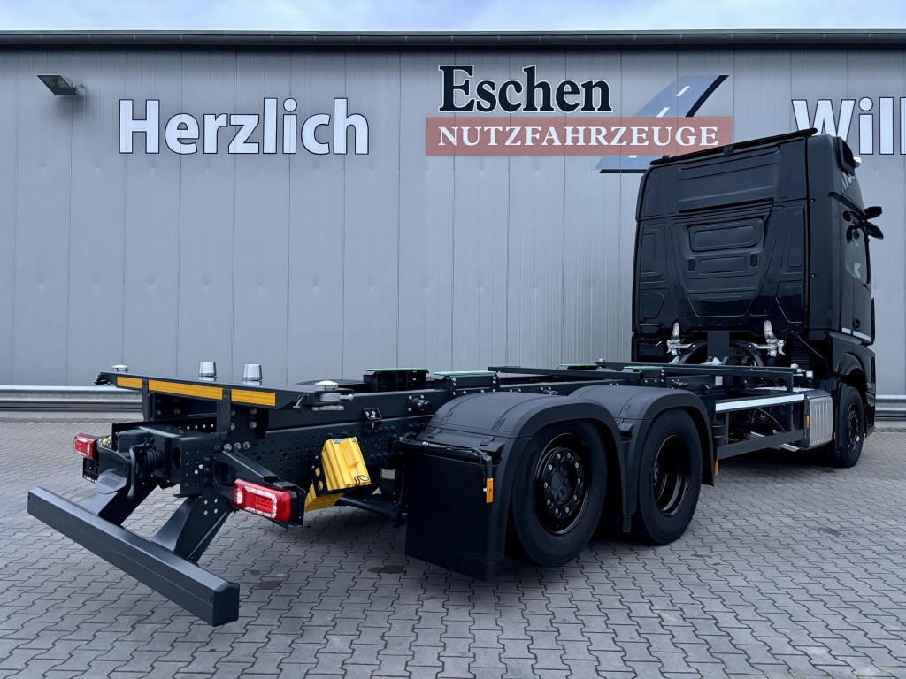 Mercedes-Benz 2542 L 6x2 F 13 Actros GigaSpace - Container transporter/ Swap body truck: picture 5 Mercedes-Benz 2542 L 6x2 F 13 Actros GigaSpace - Container transporter/ Swap body truck: picture 5