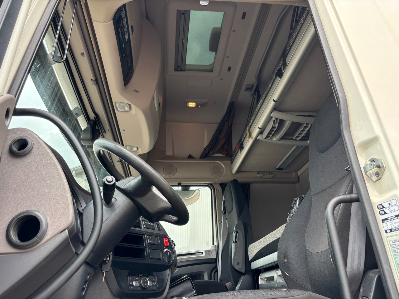 DAF XF480 FT I SSC*SkyLights*Retarder*2x Tank*MY2021 - Tractor unit: picture 5 DAF XF480 FT I SSC*SkyLights*Retarder*2x Tank*MY2021 - Tractor unit: picture 5