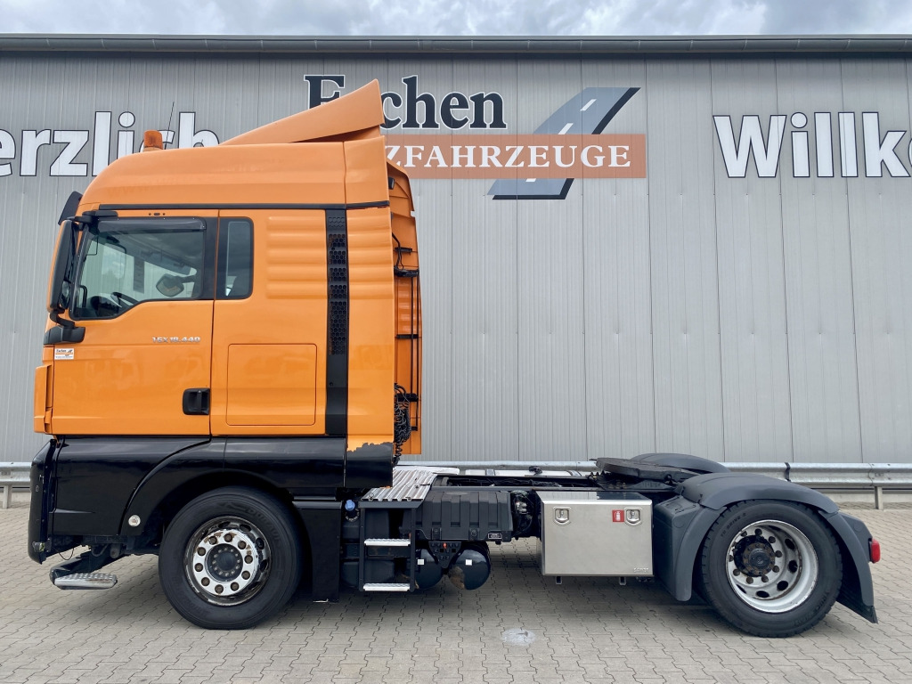 MAN TGX 18.440 4x2 LLS-U Lowliner - Tractor unit: picture 2 MAN TGX 18.440 4x2 LLS-U Lowliner - Tractor unit: picture 2
