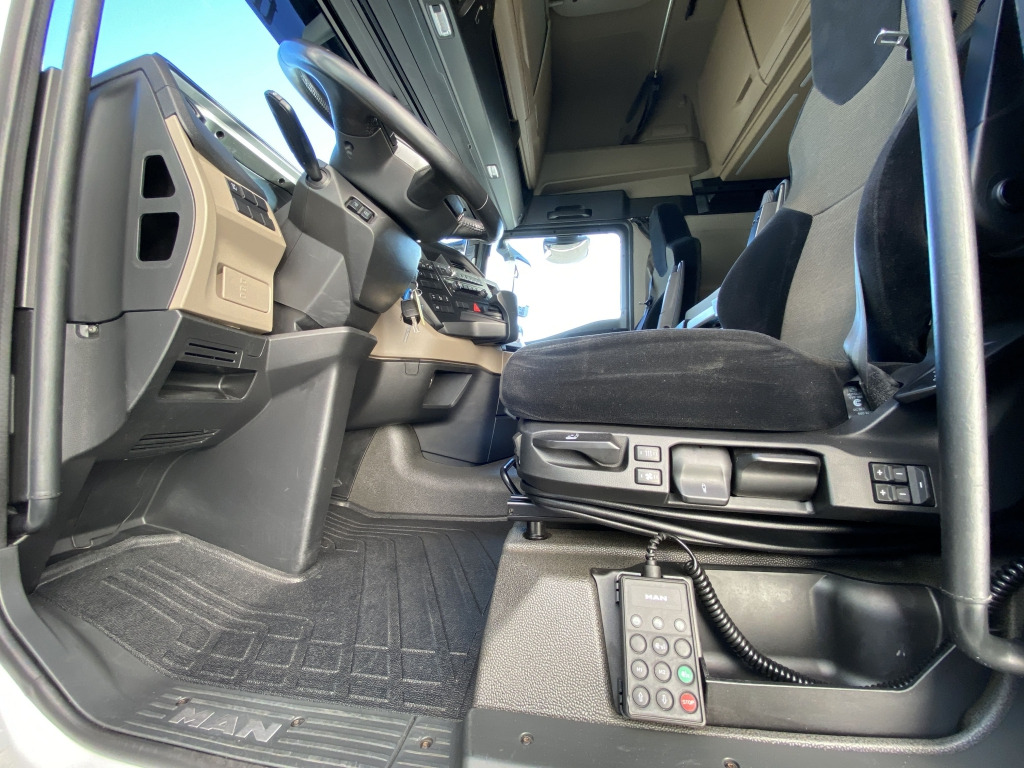 Tractor unit MAN TGX 18.510 4x2 BL: picture 11