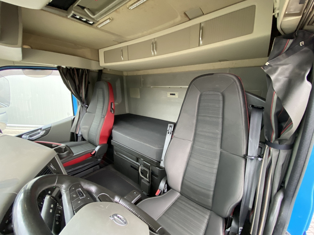 Volvo FH 500 - Tractor unit: picture 5 Volvo FH 500 - Tractor unit: picture 5