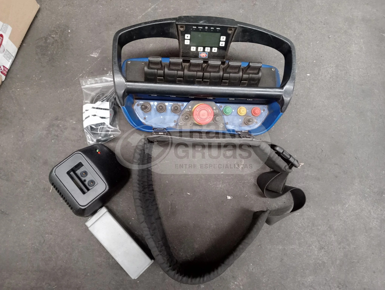 Grúa hidráulica HMF 1520 K4 - Truck mounted crane: picture 5 Grúa hidráulica HMF 1520 K4 - Truck mounted crane: picture 5