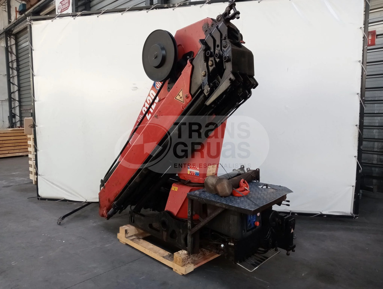 Grúa hidráulica HMF 2120 K RC - Truck mounted crane: picture 3 Grúa hidráulica HMF 2120 K RC - Truck mounted crane: picture 3