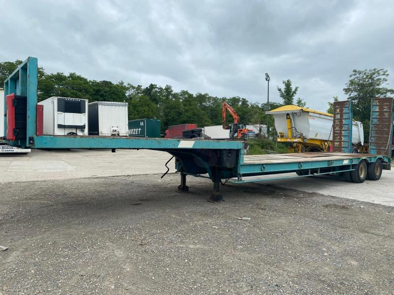 Castera - Low loader semi-trailer: picture 4 Castera - Low loader semi-trailer: picture 4