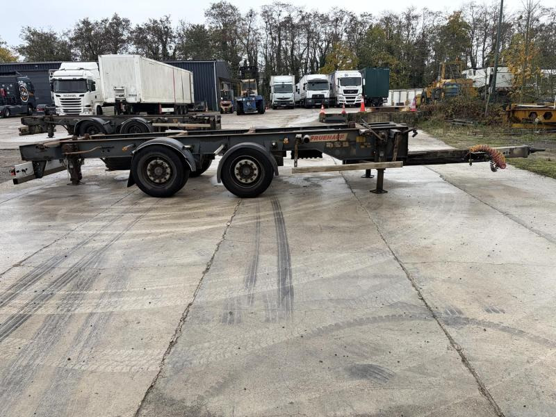 Fruehauf - Container transporter/ Swap body trailer: picture 5 Fruehauf - Container transporter/ Swap body trailer: picture 5