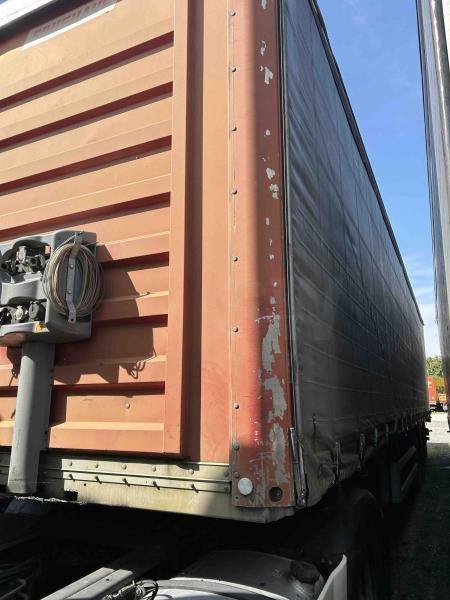 Fruehauf - Curtainsider semi-trailer: picture 1 Fruehauf - Curtainsider semi-trailer: picture 1
