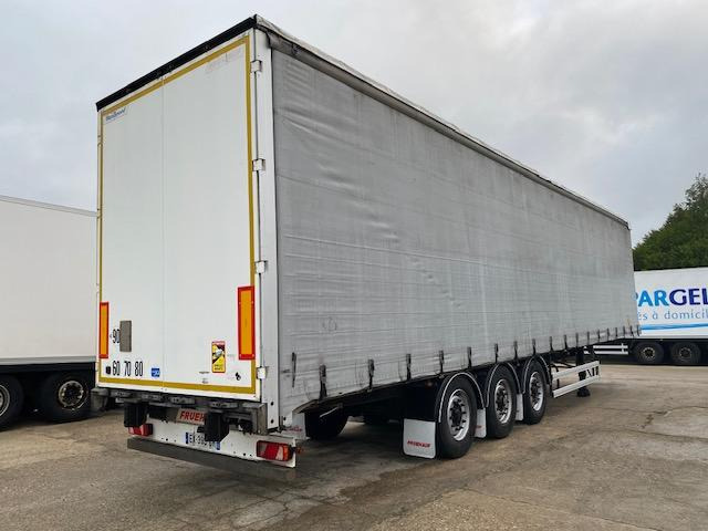 Curtainsider semi-trailer Fruehauf: picture 1