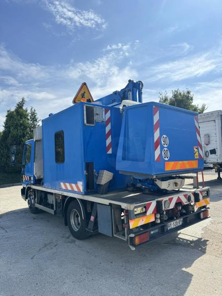 Iveco Eurocargo 100E18 - Truck mounted aerial platform: picture 4 Iveco Eurocargo 100E18 - Truck mounted aerial platform: picture 4