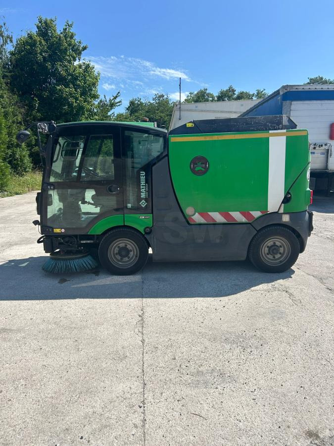 Road sweeper Mathieu Azura MC210: picture 9