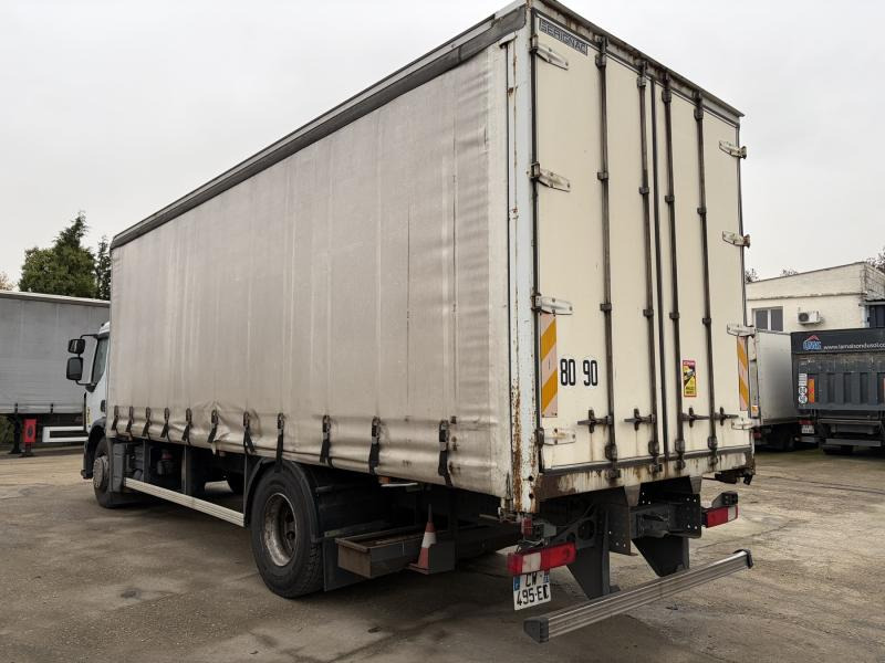 Renault Midlum 280 - Curtain side truck: picture 3 Renault Midlum 280 - Curtain side truck: picture 3