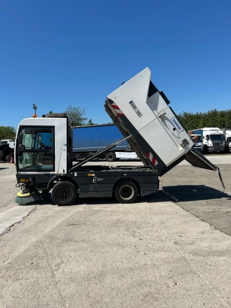 Schmidt Clingo 500 Compact 400 - Road sweeper: picture 2 Schmidt Clingo 500 Compact 400 - Road sweeper: picture 2