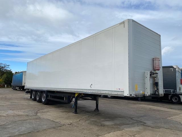 Schmitz Cargobull - Closed box semi-trailer: picture 1 Schmitz Cargobull - Closed box semi-trailer: picture 1