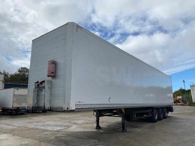 Schmitz Cargobull - Closed box semi-trailer: picture 4 Schmitz Cargobull - Closed box semi-trailer: picture 4