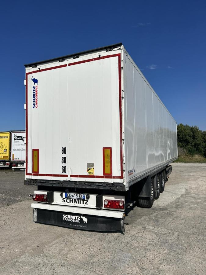 Schmitz Cargobull  - Isothermal semi-trailer: picture 4 Schmitz Cargobull  - Isothermal semi-trailer: picture 4