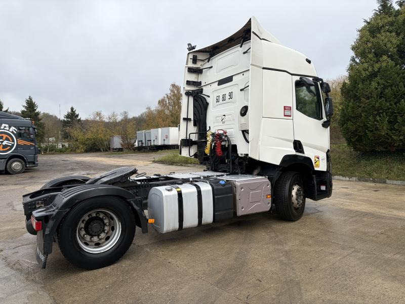 Renault T-Series 480 - Tractor unit: picture 4 Renault T-Series 480 - Tractor unit: picture 4