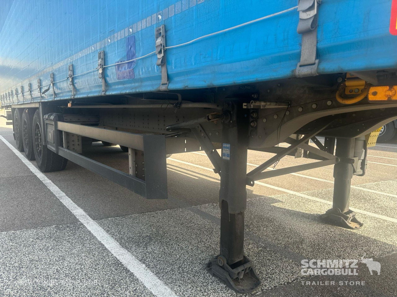 SCHMITZ Curtainsider Standard - Curtainsider semi-trailer: picture 2 SCHMITZ Curtainsider Standard - Curtainsider semi-trailer: picture 2
