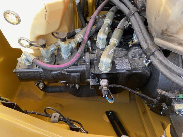 Wheel loader Cat 906 - 40 Km/h: picture 9 Wheel loader Cat 906 - 40 Km/h: picture 9