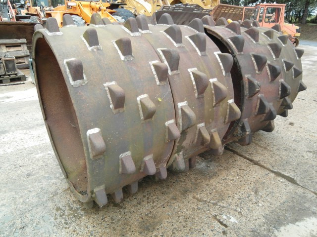 Hanomag 44 C + 55 C - Undercarriage parts for Construction machinery: picture 1 Hanomag 44 C + 55 C - Undercarriage parts for Construction machinery: picture 1
