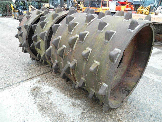 Hanomag 44 C + 55 C - Undercarriage parts for Construction machinery: picture 2 Hanomag 44 C + 55 C - Undercarriage parts for Construction machinery: picture 2