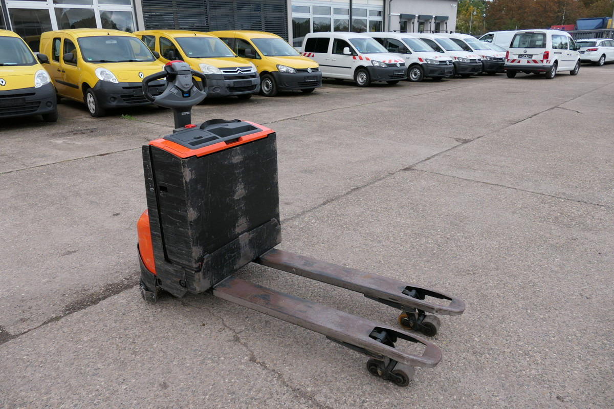 BT LWE 160 - Pallet truck: picture 2 BT LWE 160 - Pallet truck: picture 2