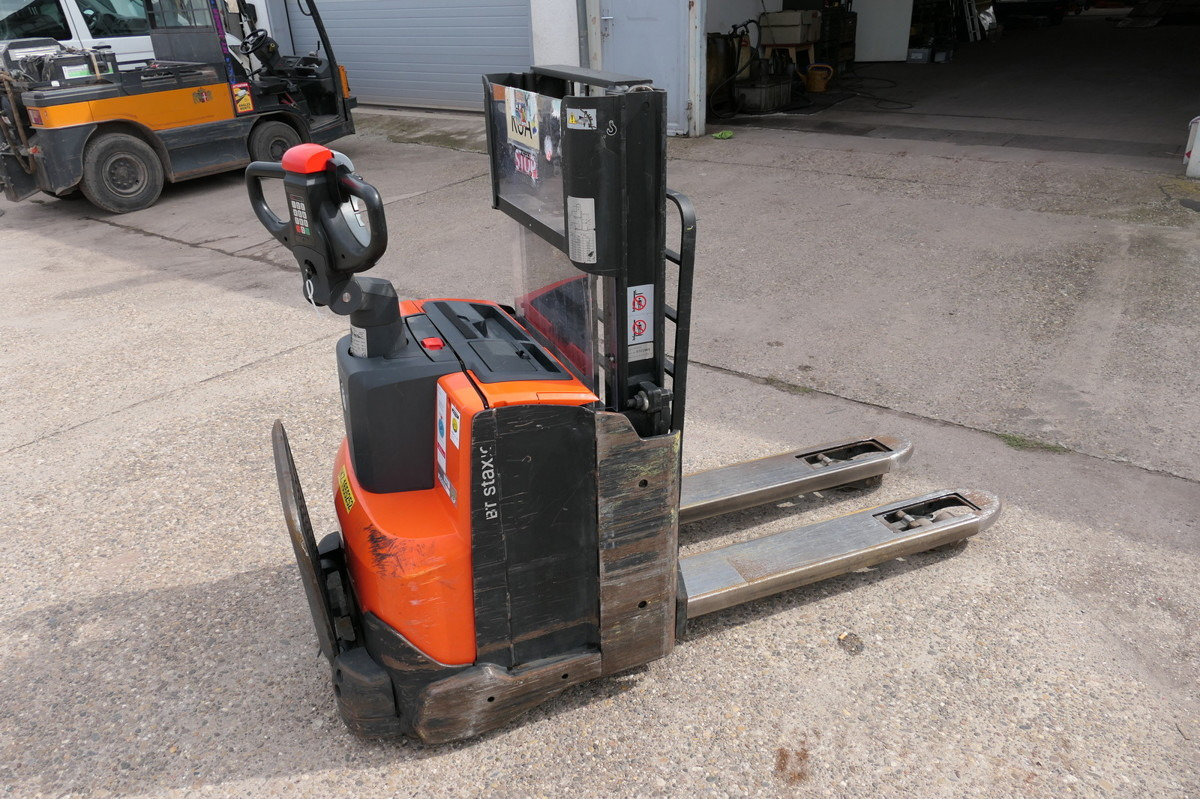 BT SWE 200D Batterie 28/2023 - Pallet truck: picture 4 BT SWE 200D Batterie 28/2023 - Pallet truck: picture 4