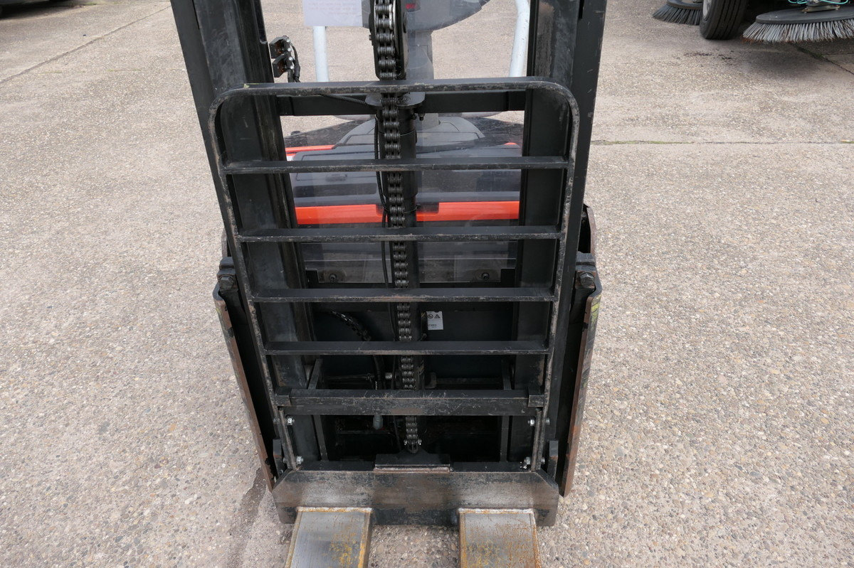 BT SWE 200D Batterie 46/2021 - Pallet truck: picture 4 BT SWE 200D Batterie 46/2021 - Pallet truck: picture 4