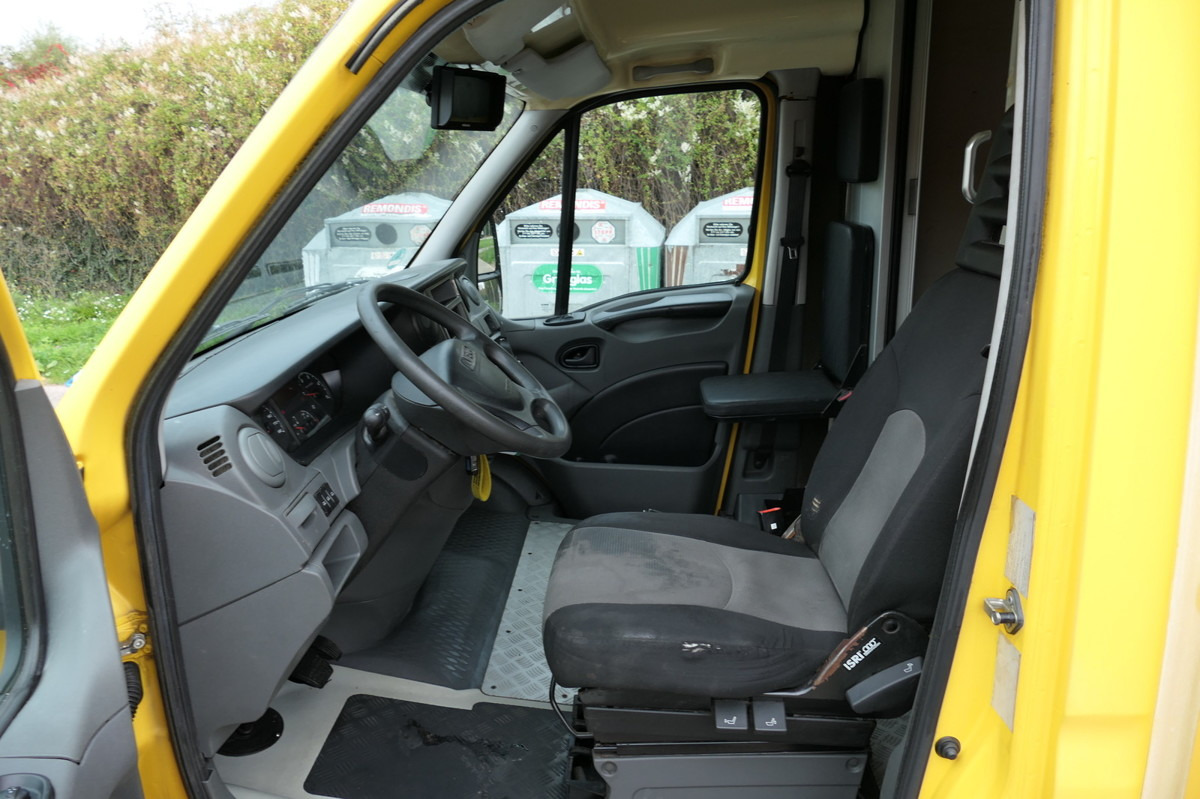 Closed box van IVECO Daily 35 S11 C30C AUTOMATIK KAMERA MAXI KAMERA R: picture 9