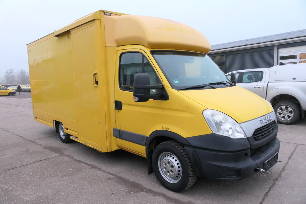 IVECO Daily 35 S11 C30C AUTOMATIK KAMERA Regale LUFT D - Closed box van: picture 2 IVECO Daily 35 S11 C30C AUTOMATIK KAMERA Regale LUFT D - Closed box van: picture 2