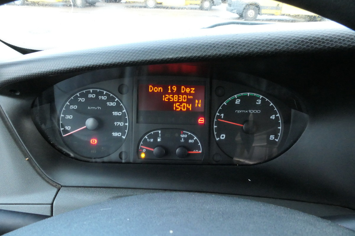 Closed box van IVECO Daily 35 S11 C30C AUTOMATIK KAMERA Regale LUFT D: picture 11 Closed box van IVECO Daily 35 S11 C30C AUTOMATIK KAMERA Regale LUFT D: picture 11