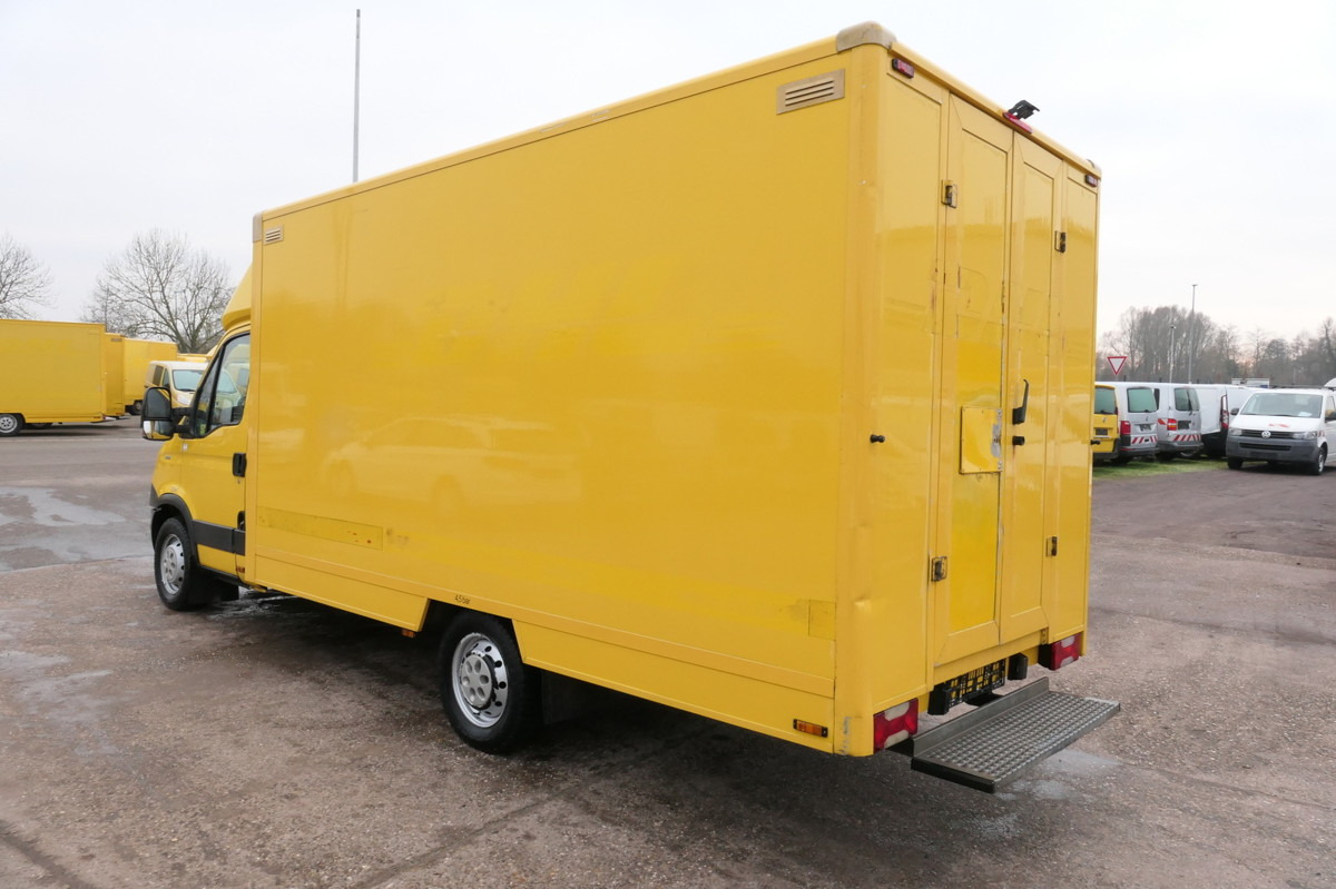 IVECO Daily 35 S11 C30C AUTOMATIK KAMERA Regale LUFT D - Closed box van: picture 4 IVECO Daily 35 S11 C30C AUTOMATIK KAMERA Regale LUFT D - Closed box van: picture 4