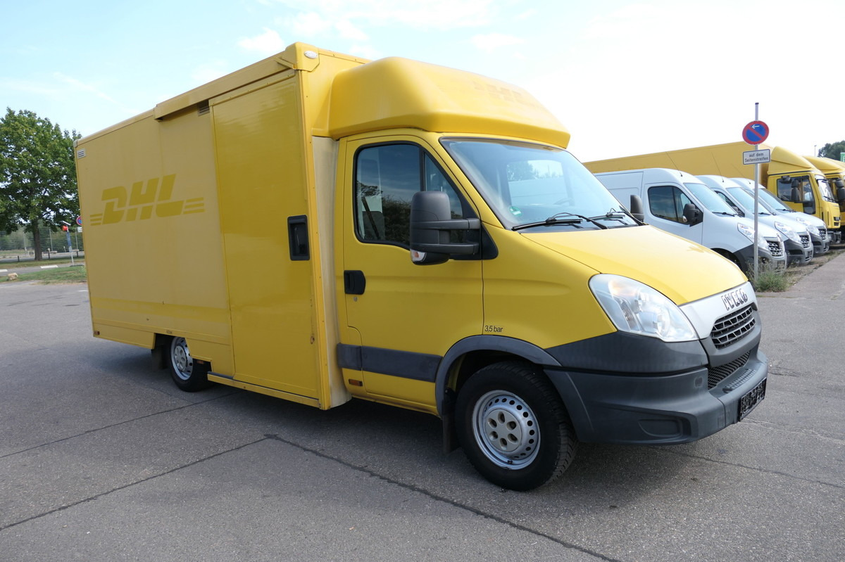 IVECO Daily 35 S11 C30C AUTOMATIK KAMERA Regale LUFT D - Closed box van: picture 2 IVECO Daily 35 S11 C30C AUTOMATIK KAMERA Regale LUFT D - Closed box van: picture 2
