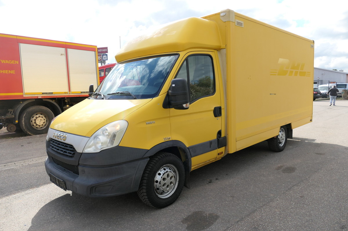 IVECO Daily 35 S11 C30C AUTOMATIK KAMERA Regale LUFT D - Closed box van: picture 1 IVECO Daily 35 S11 C30C AUTOMATIK KAMERA Regale LUFT D - Closed box van: picture 1