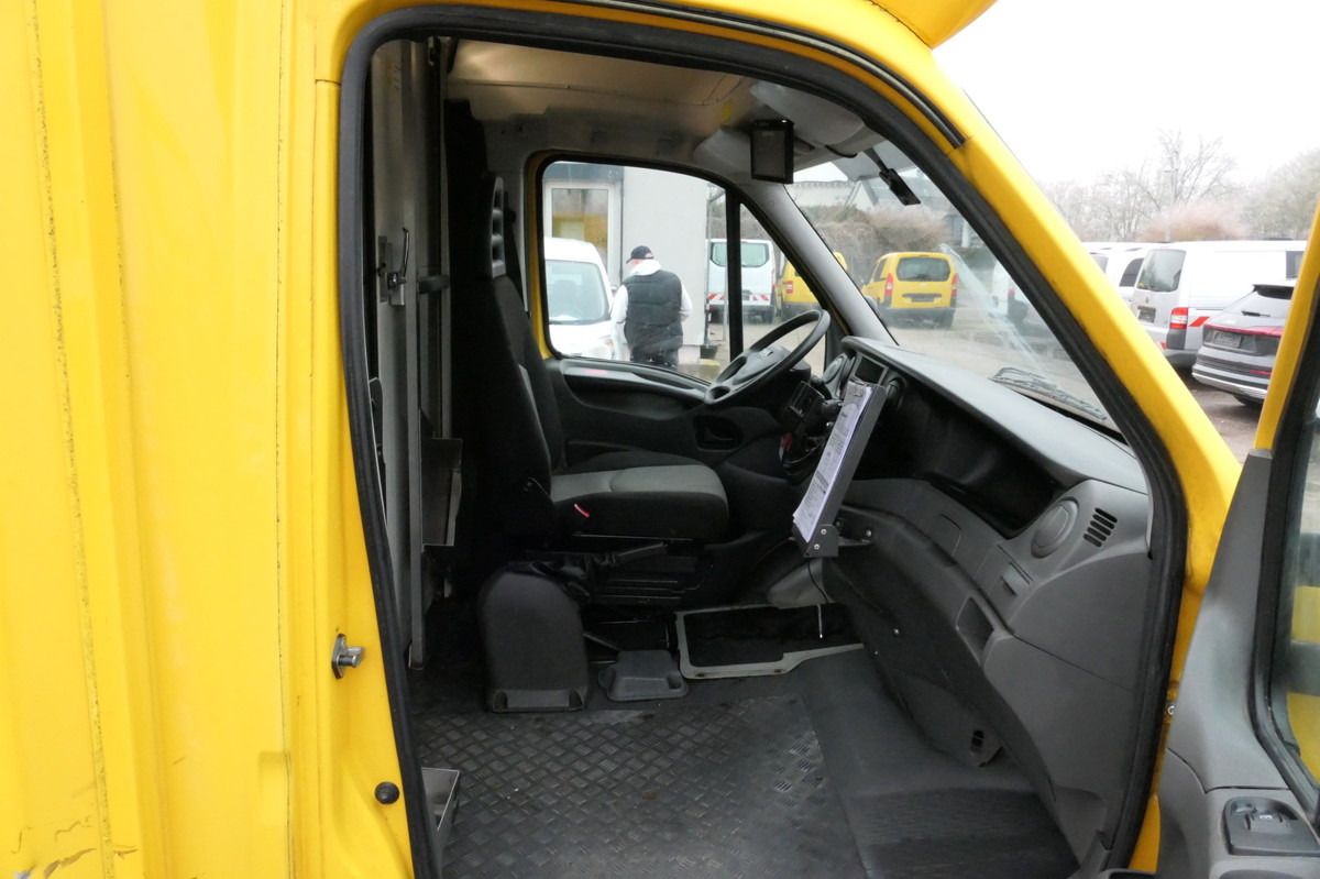 IVECO Daily 35 S11 C30C AUTOMATIK KAMERA Regale LUFT D - Closed box van: picture 5 IVECO Daily 35 S11 C30C AUTOMATIK KAMERA Regale LUFT D - Closed box van: picture 5