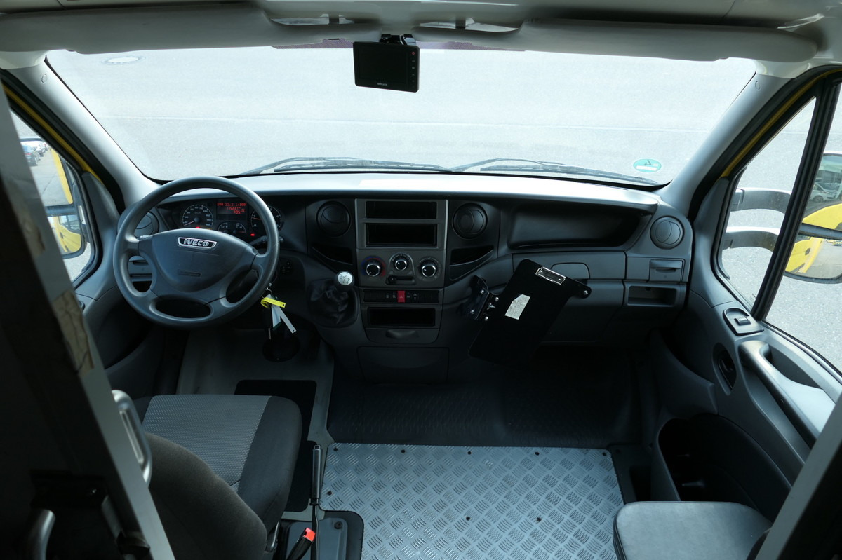 Closed box van IVECO Daily 35 S11 C30C AUTOMATIK KAMERA Regale LUFT D: picture 8 Closed box van IVECO Daily 35 S11 C30C AUTOMATIK KAMERA Regale LUFT D: picture 8