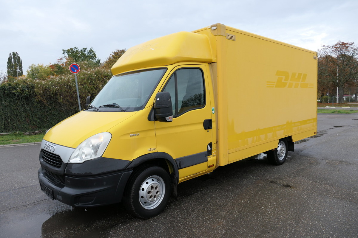 IVECO Daily 35 S11 C30C AUTOMATIK KAMERA Regale LUFT D - Closed box van: picture 1 IVECO Daily 35 S11 C30C AUTOMATIK KAMERA Regale LUFT D - Closed box van: picture 1