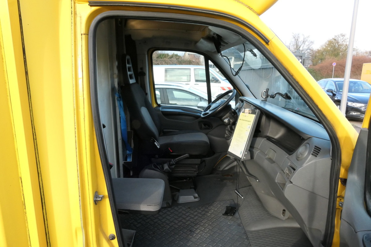 IVECO Daily 35 S11 C30C AUTOMATIK KAMERA Regale LUFT D - Closed box van: picture 5 IVECO Daily 35 S11 C30C AUTOMATIK KAMERA Regale LUFT D - Closed box van: picture 5