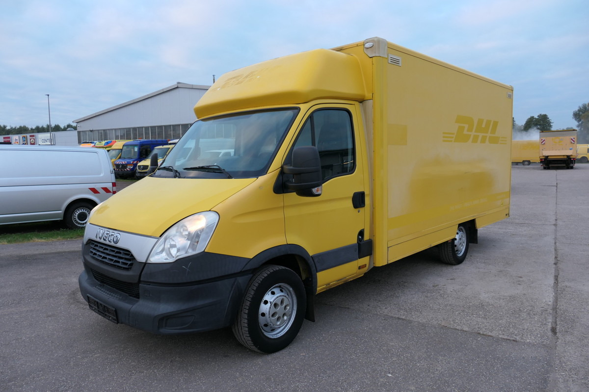 IVECO Daily 35 S11 C30C AUTOMATIK KAMERA Regale LUFT D - Closed box van: picture 1 IVECO Daily 35 S11 C30C AUTOMATIK KAMERA Regale LUFT D - Closed box van: picture 1