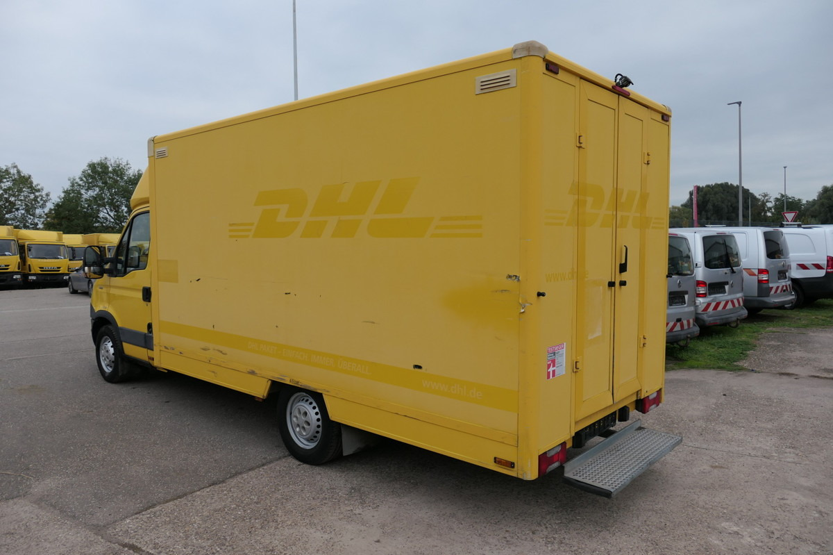 IVECO Daily 35 S11 C30C AUTOMATIK KAMERA Regale LUFT D - Closed box van: picture 4 IVECO Daily 35 S11 C30C AUTOMATIK KAMERA Regale LUFT D - Closed box van: picture 4
