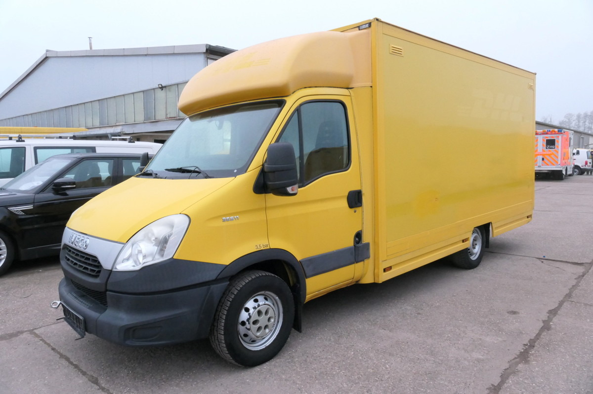 IVECO Daily 35 S11 C30C AUTOMATIK KAMERA Regale LUFT D - Closed box van: picture 1 IVECO Daily 35 S11 C30C AUTOMATIK KAMERA Regale LUFT D - Closed box van: picture 1