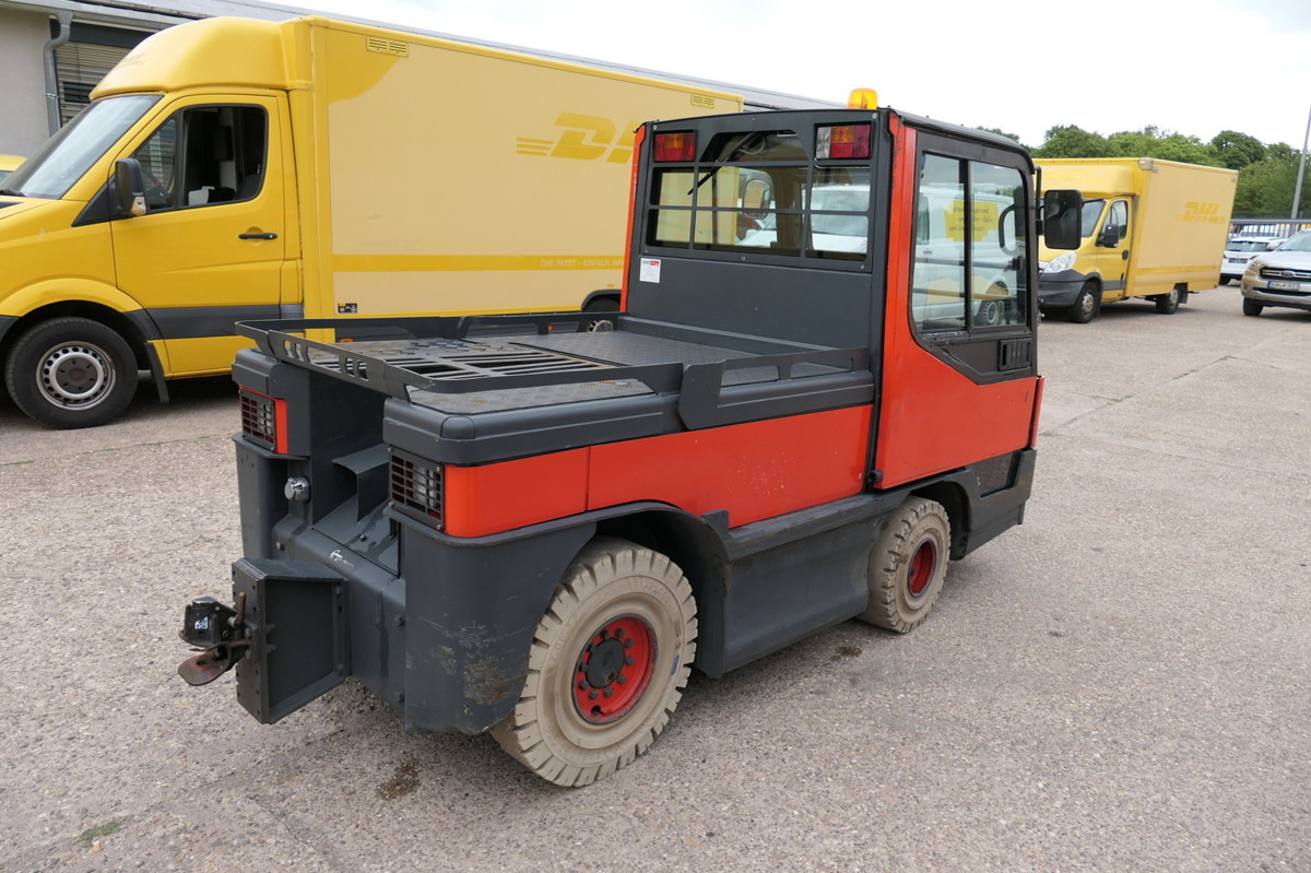 LINDE P250 Schlepper AHK Batterie 24/2021 Schiebetüren - Tow tractor: picture 3 LINDE P250 Schlepper AHK Batterie 24/2021 Schiebetüren - Tow tractor: picture 3