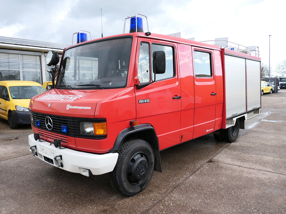 MERCEDES-BENZ 814 D LF 8/6 DoKa AHK Löschwassertank 600L Schli - Ambulance: picture 1 MERCEDES-BENZ 814 D LF 8/6 DoKa AHK Löschwassertank 600L Schli - Ambulance: picture 1
