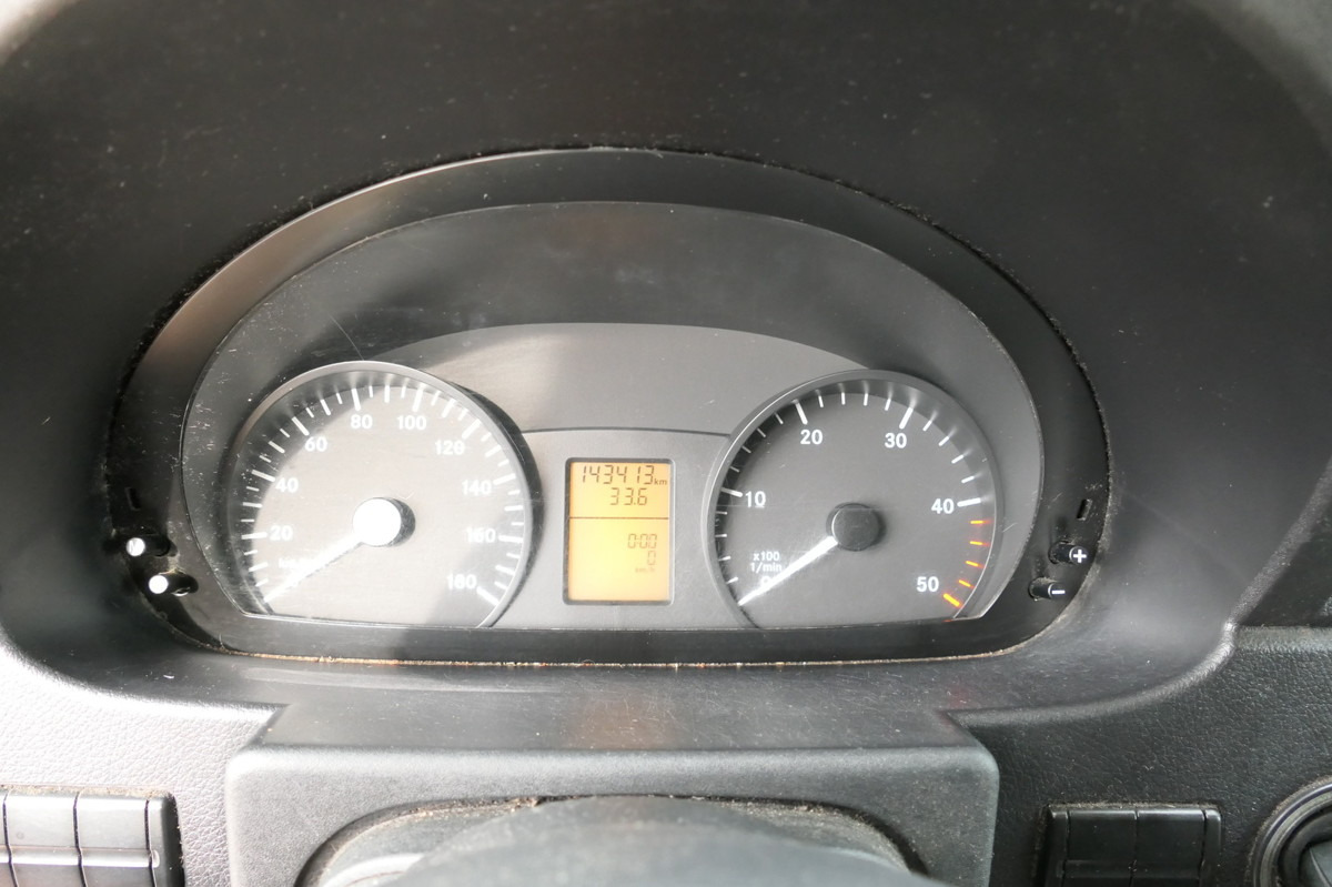 Closed box van MERCEDES-BENZ SPRINTER 310 CDI MAXI EURO-5 KOFFER REGALE KAMER: picture 11