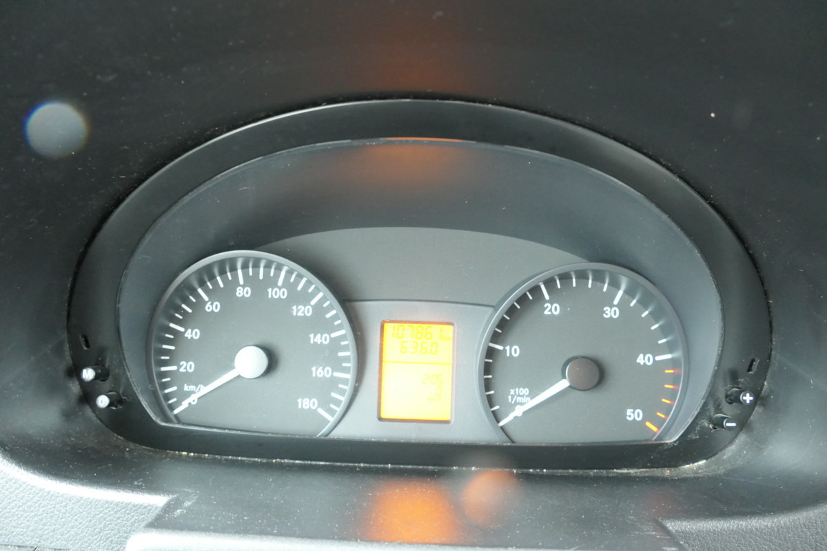 Closed box van MERCEDES-BENZ SPRINTER 310 CDI MAXI EURO-5 KOFFER REGALE KAMER: picture 13 Closed box van MERCEDES-BENZ SPRINTER 310 CDI MAXI EURO-5 KOFFER REGALE KAMER: picture 13