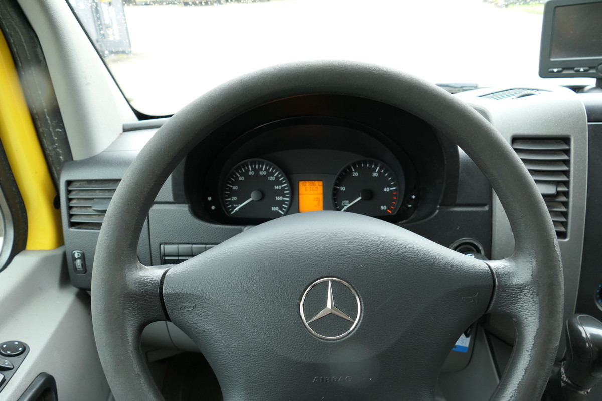 Closed box van MERCEDES-BENZ SPRINTER 310 CDI MAXI EURO-5 KOFFER REGALE KAMER: picture 12 Closed box van MERCEDES-BENZ SPRINTER 310 CDI MAXI EURO-5 KOFFER REGALE KAMER: picture 12