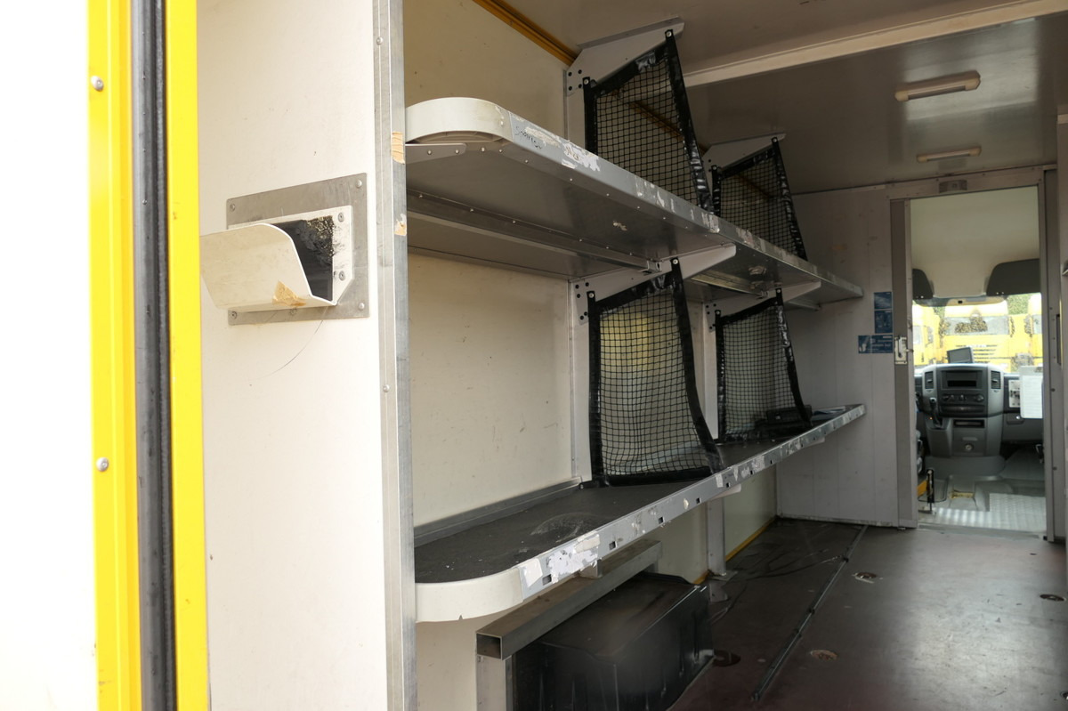 Closed box van MERCEDES-BENZ SPRINTER 310 CDI MAXI EURO-5 KOFFER REGALE KAMER: picture 6 Closed box van MERCEDES-BENZ SPRINTER 310 CDI MAXI EURO-5 KOFFER REGALE KAMER: picture 6